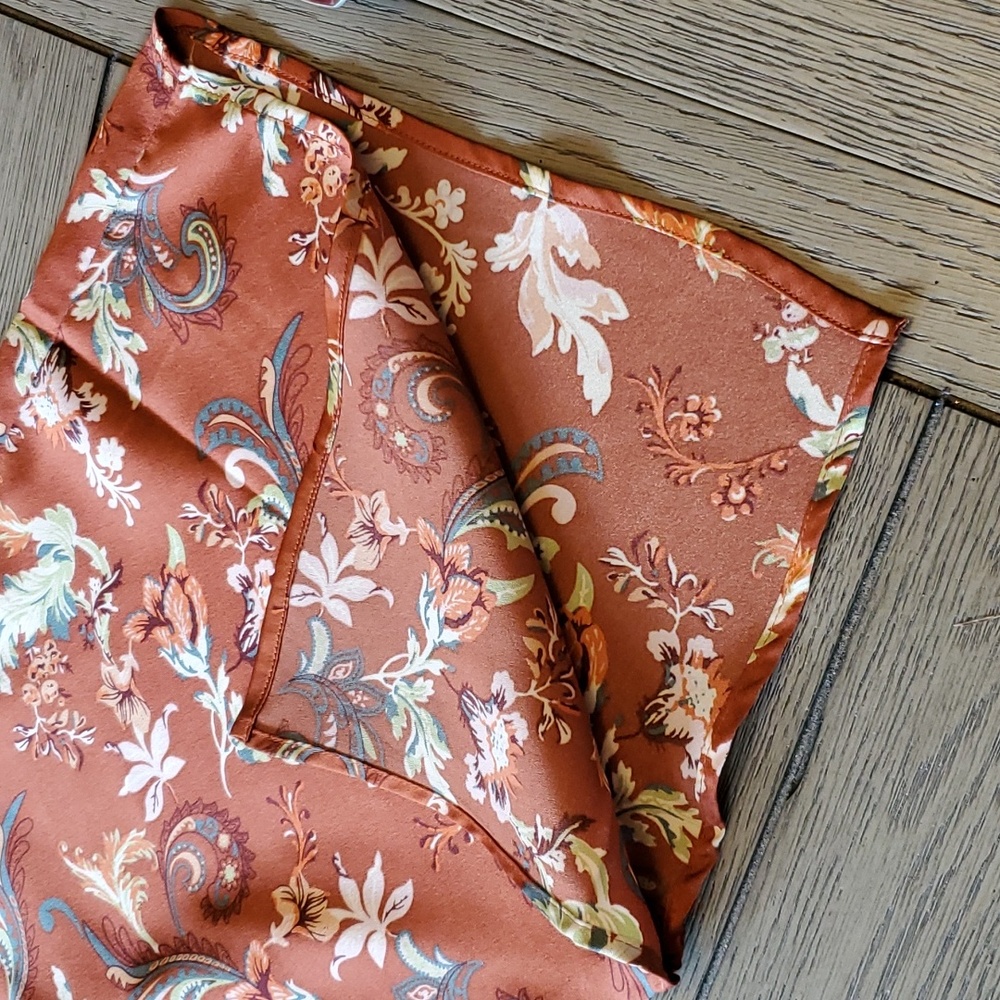 Blouse - Picture 3 of 10